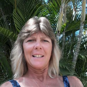 Meet your Posher, Sherry